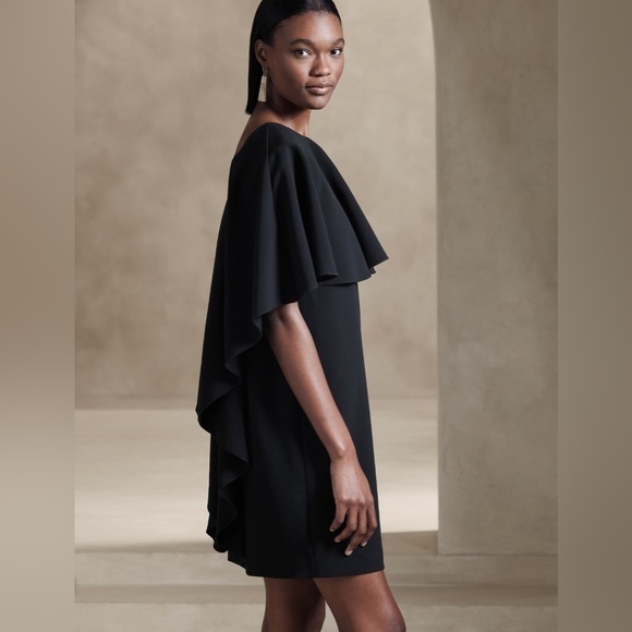 NWT! Banana Republic Black Forte Ruffle Mini Ruffle Dress - Size Medium🪁 - Picture 3 of 5